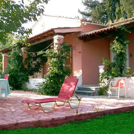 Errika Apartment Ipsos Exterior photo