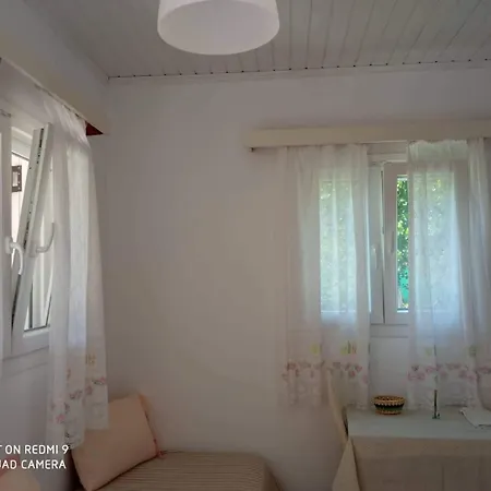Errika Apartment Ipsos Room photo
