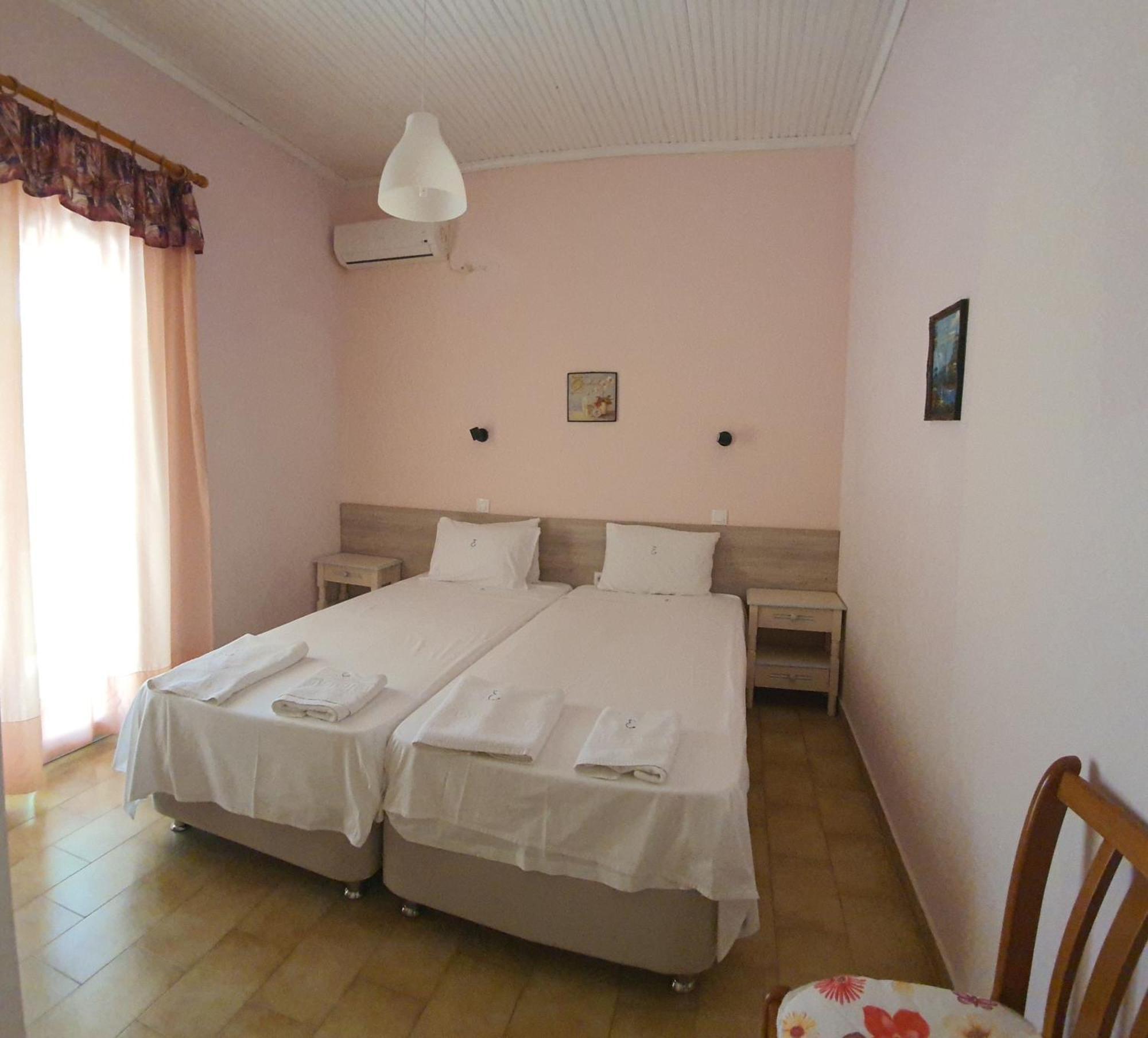 Errika Apartment *